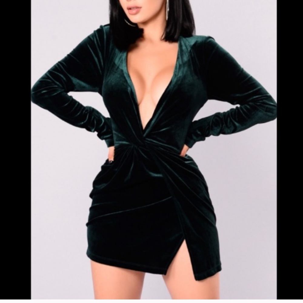 Fashion Nova Green velvet mini dress XS